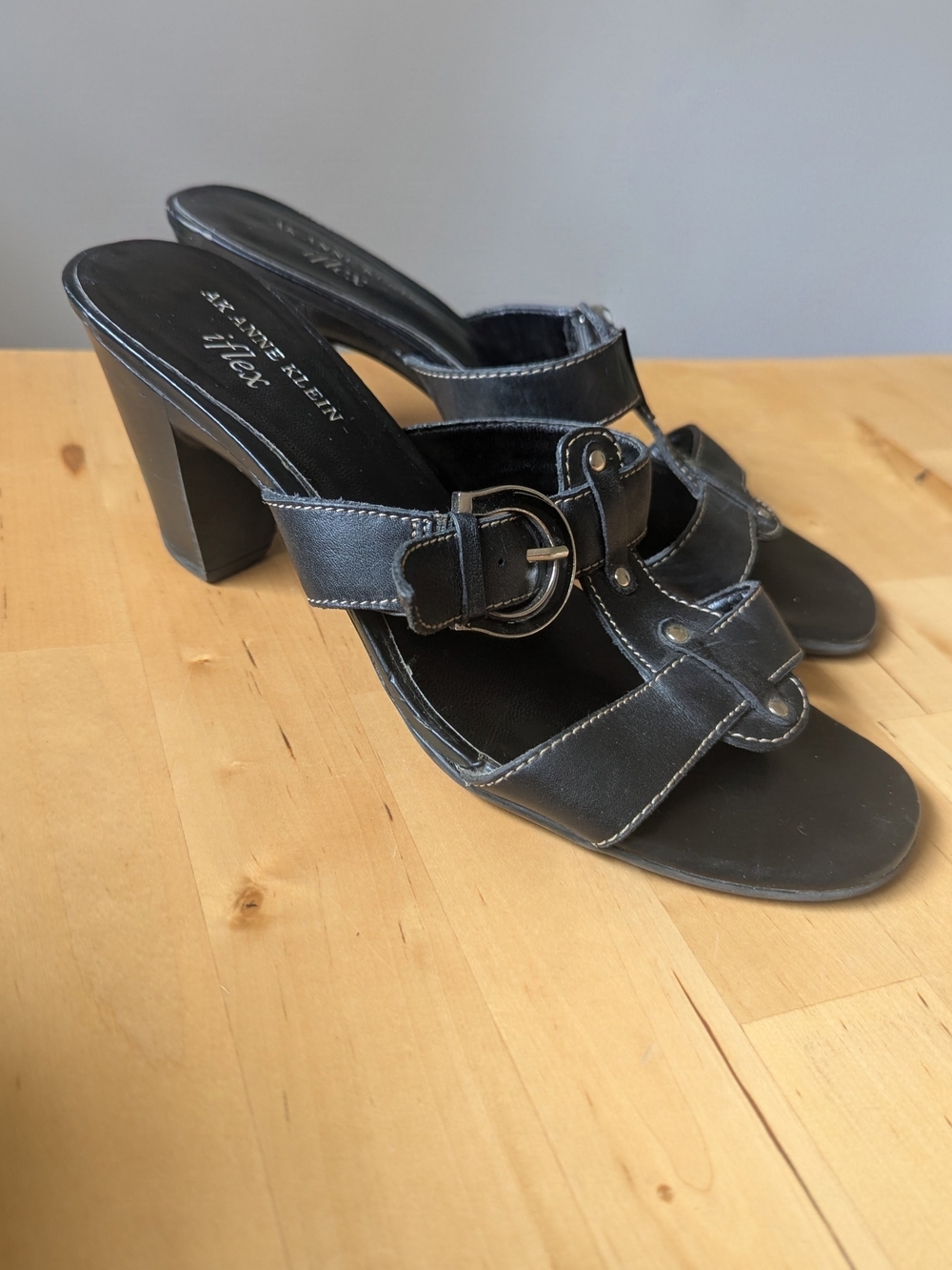Anne Klein iflex Black Women's Heeled Sandals Size 7 with Buckle Y2K Whimsigoth